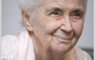 Dr. Ruth Pfau auf einer Veranstaltung der Deutschen Lepra- und Tuberkulosenhilfe. / Maik Meid via Flickr (CC BY-ND 2.0) 