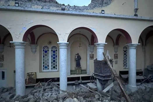 Vom Erdbeben zerstörte katholische Kirche im syrischen Aleppo am 6. Februar 2023.  / Abouna Rifat Bader / ACI MENA / CNA Deutsch